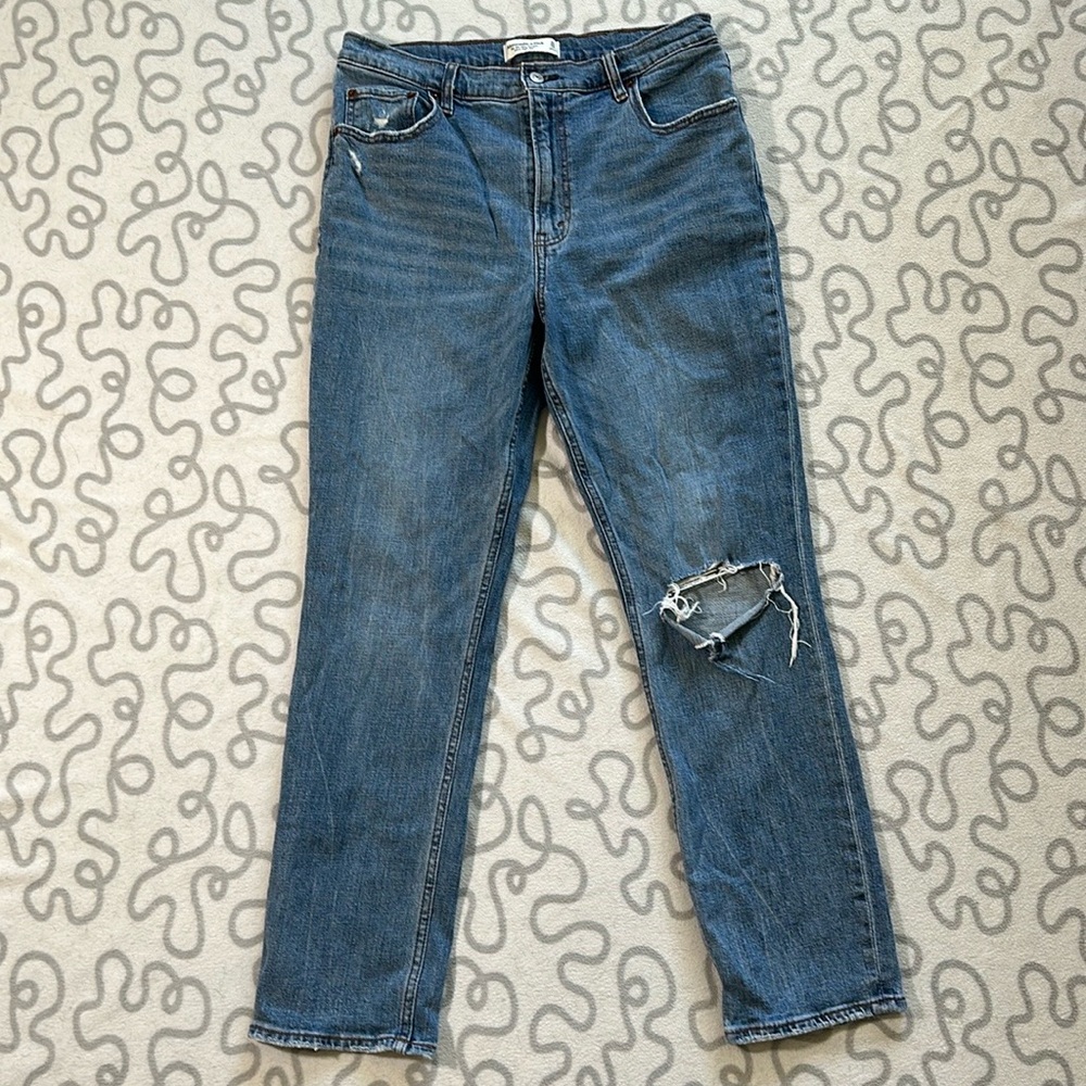 Abercrombie & Fitch ‘90s Slim Straight Ultra High Rise Jean
